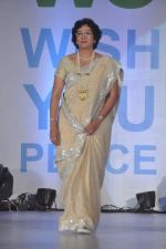  at Global peac fashion show by Neeta Lulla at Welingkar Institute in Mumbai on 26th Nov 2012 (170).JPG